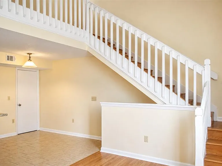 405 Fountainhead Cir #247 — Photo 4