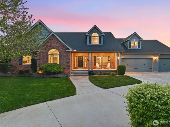 1875 SE Sunflower Court, College Place, WA 99324