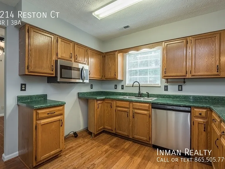 1214 Reston Ct — Photo 15
