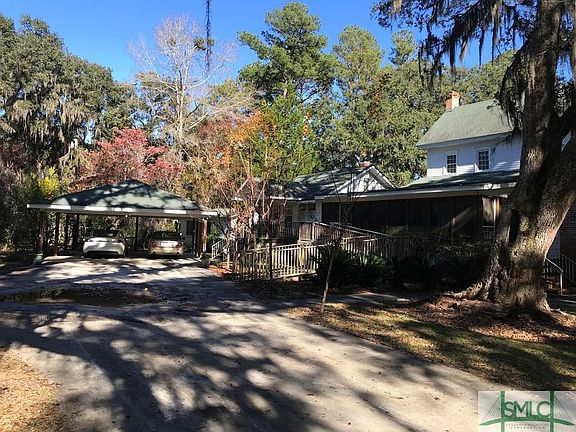 4th image of 1042 Jones Creek Loop NW
