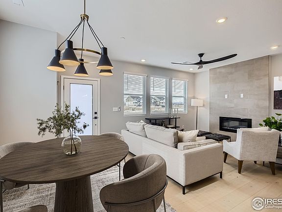 5th image of 758 Nob Hill Ln