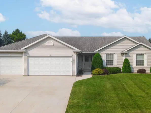 1507 Lisa LANE, New Holstein, WI 53061