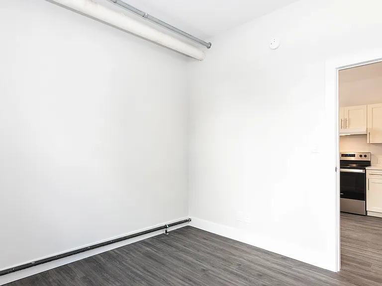 370 Stradbrook Ave #1 — Photo 33