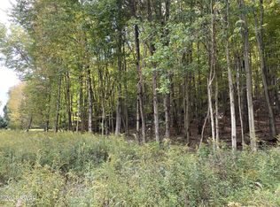 Creek Dr, Prompton, PA 18456