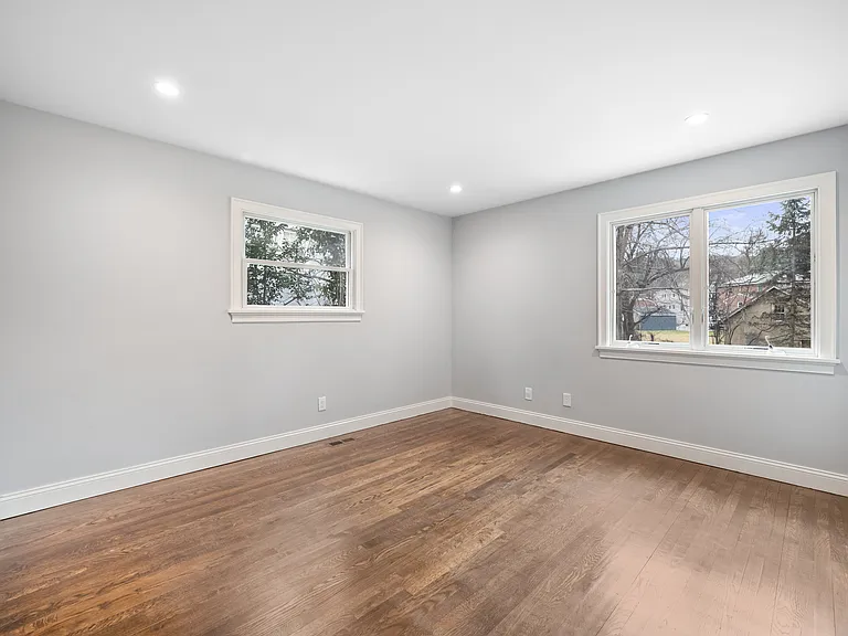 80 E Sunnyside Ln #1 — Photo 15
