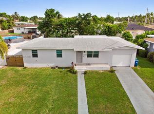 11600 SW 139th Ter, Miami, FL 33176