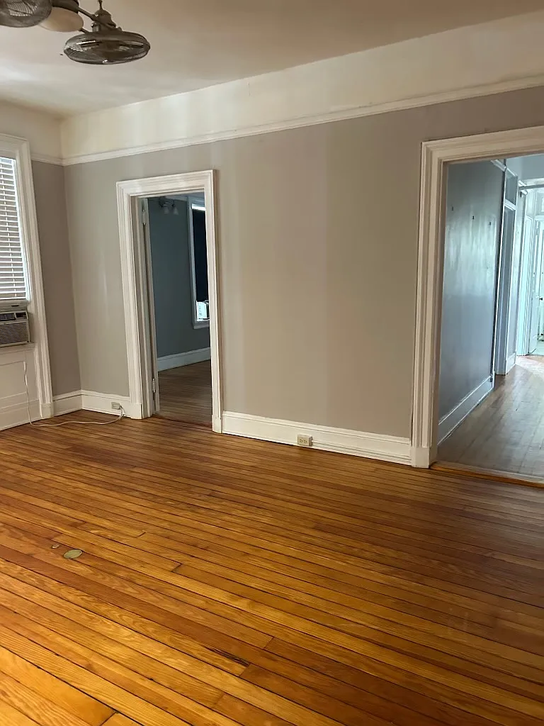 2 bed, 933 sqft, $2,000 — Photo 4