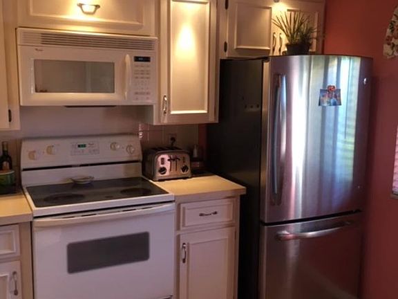 4th image of 1101 Seafarer Cir APT 105