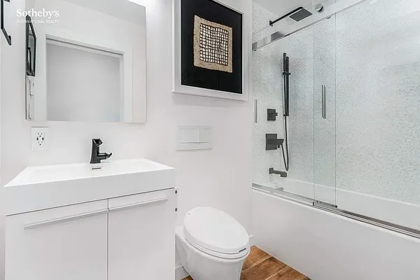 Sold by Sotheby's International Realty | media 8