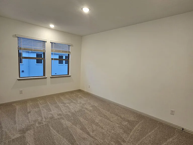 4336 Hopewell St — Photo 12