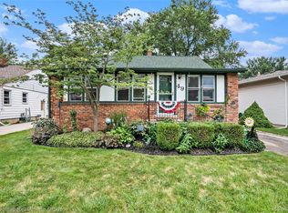 49 S Custer Ave, Clawson, MI 48017