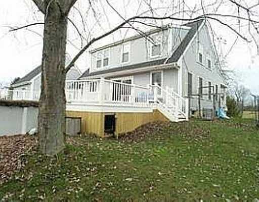 2nd image of 9076 Macon Rd