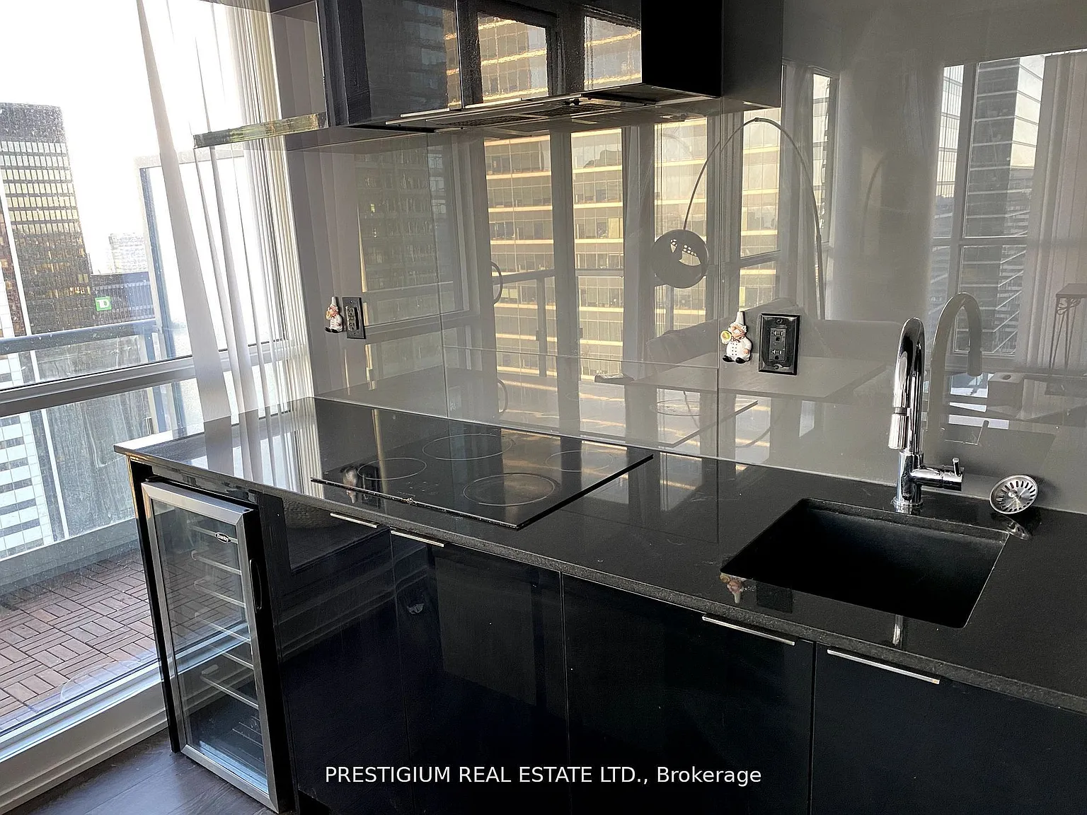3 bed, $3,200 — Photo 3
