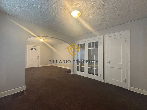 4th image of 1139 W 35th St