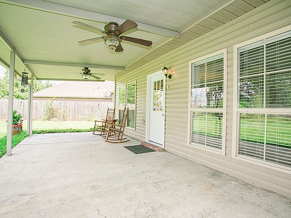 3rd image of 12189 Cypress Park Dr