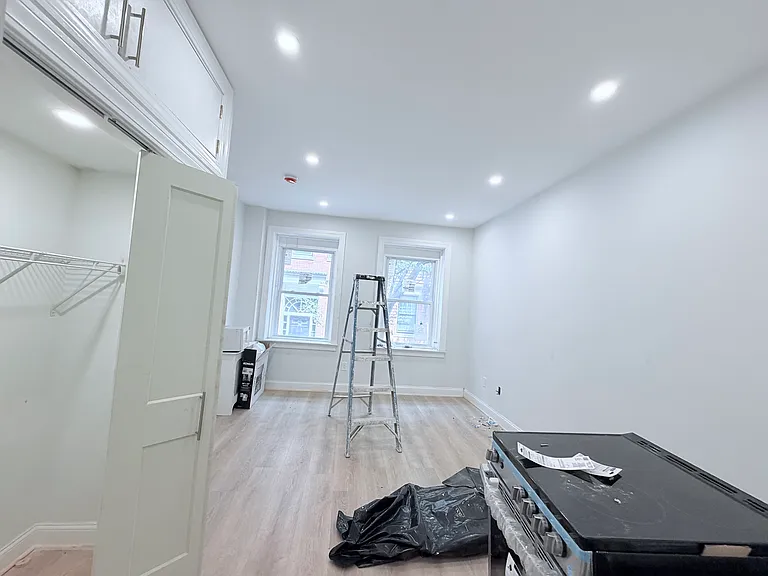 100 Myrtle St #8 — Photo 6