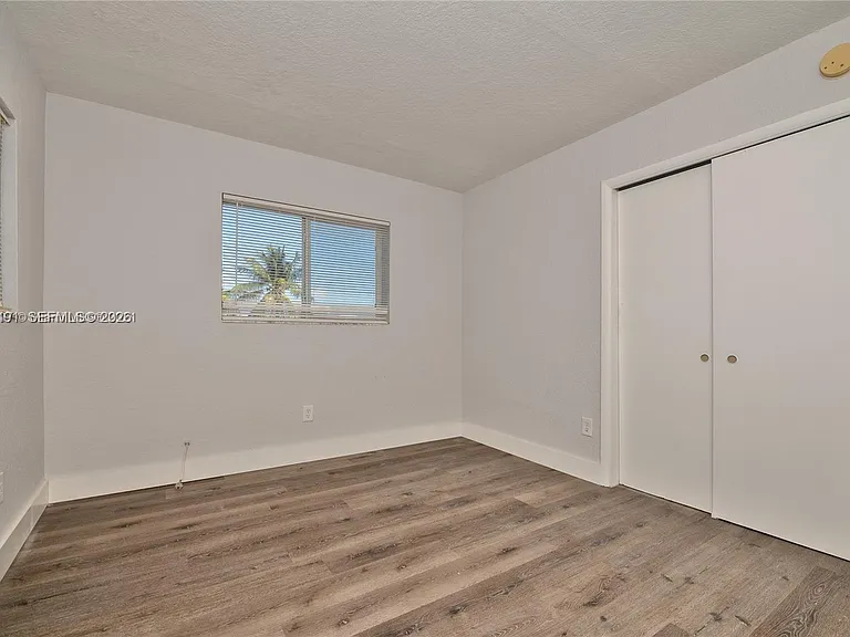 2330 NW 11th St #47 — Photo 17