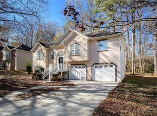 991 Aspen Dr, Lithia Springs, GA 30122