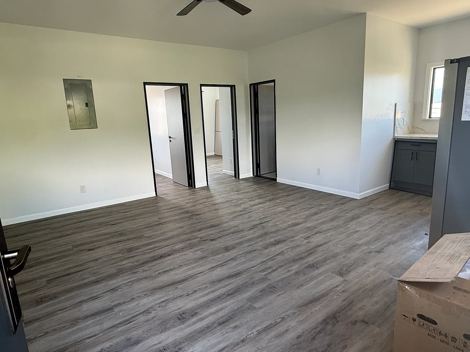 2 bed, 660 sqft, $2,600 — Photo 3