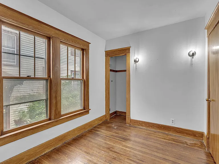 91 Saint Johns Parkside St #1 — Photo 14