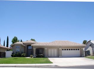 14395 Del Amo Dr, Victorville, CA 92392