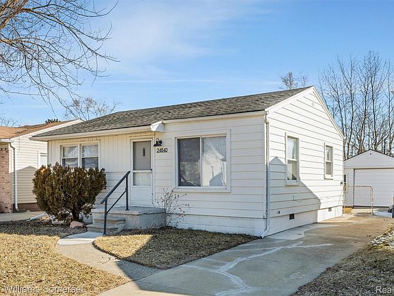 3rd image of 24840 Lauren Ave