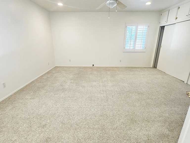 6341 Sultana Ave — Photo 13