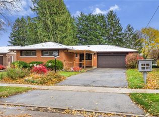 21 Cyprus Dr, Kitchener, ON N2M4R4