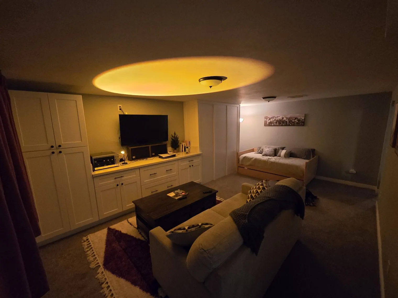 1 bed, 1.0 bath, $4,092 — Photo 2