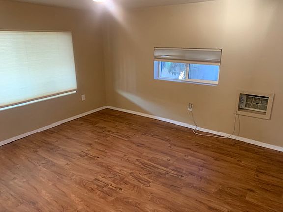3rd image of 7660 E McKellips Rd