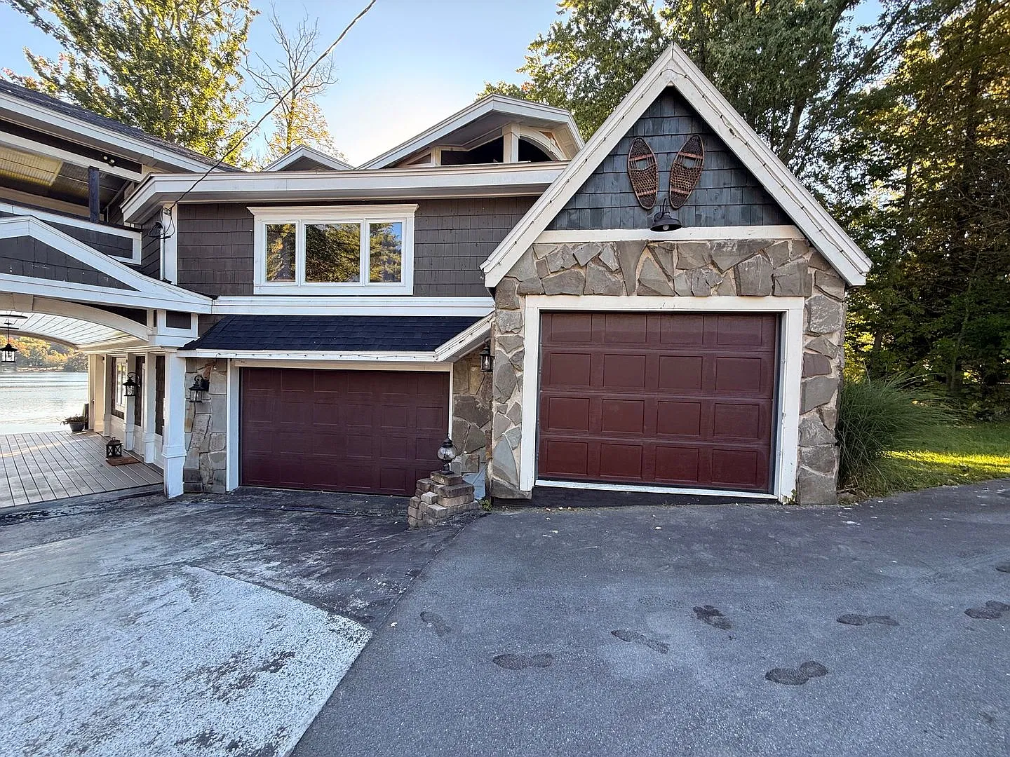The Lodge — Photo 1
