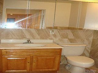3rd image of 11882 Metropolitan Ave APT 3G