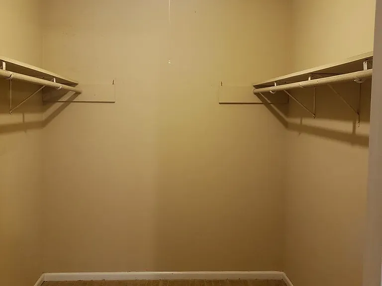 4832 Timber Ridge Dr — Photo 15