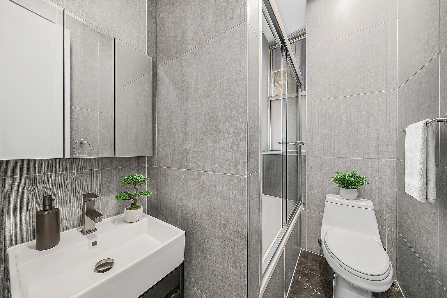 210 West 107th Street — Photo 3