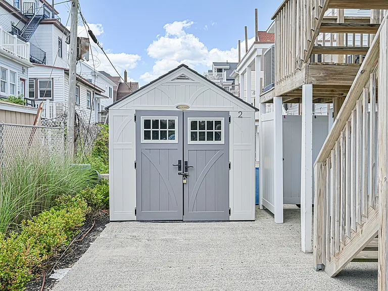 140 S Bartram Ave — Photo 12