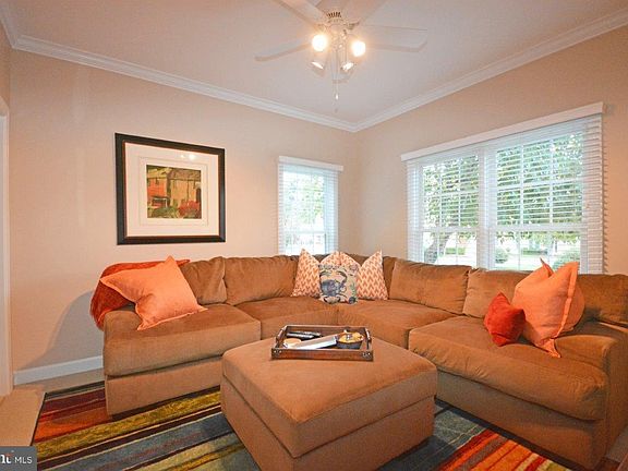 2nd image of 28431 Pinehurst Cir
