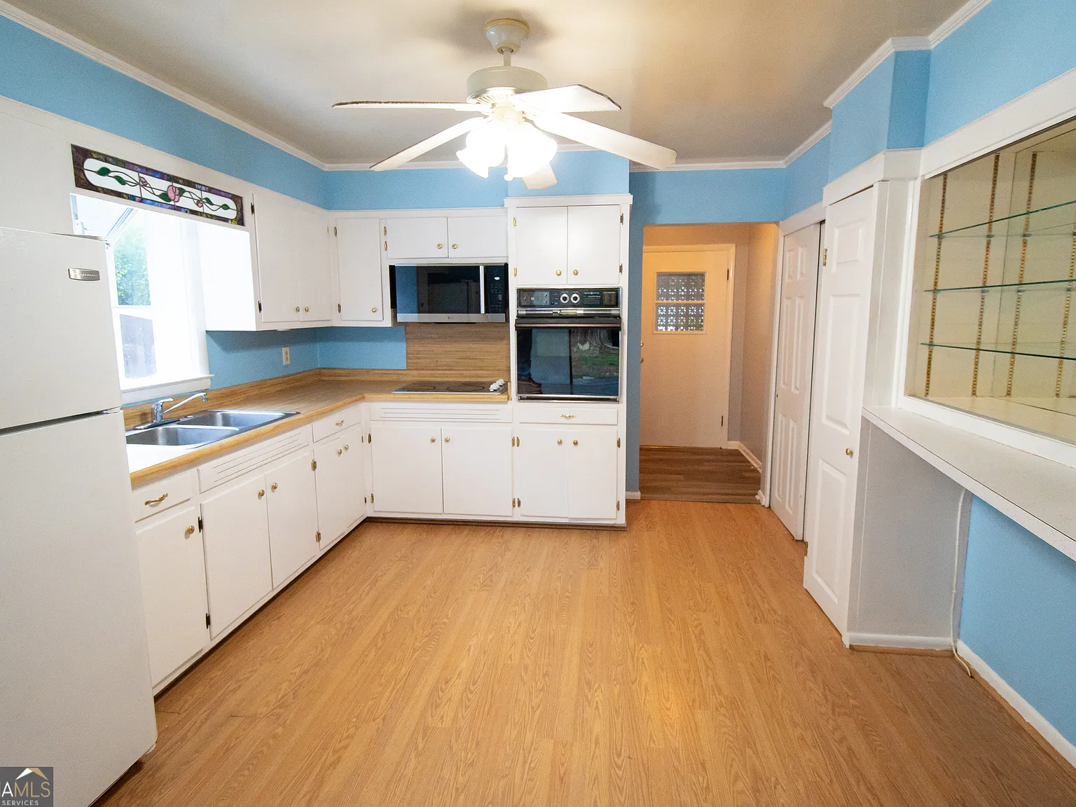 4 bed, 2.0 bath, 1536 sqft, $2,100 — Photo 4