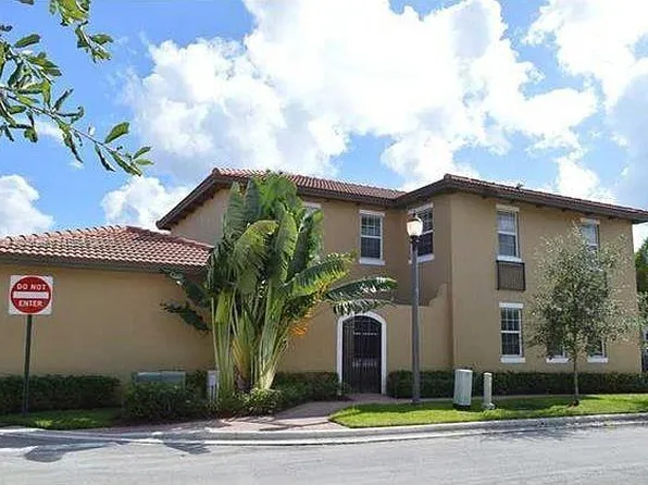 1133 SW 147th Ter, Pembroke Pines, FL 33027