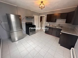 22 Linden St #2T, Somerville, MA 02143