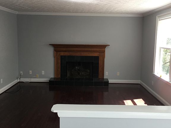 5th image of 2421 Empire Forest Dr