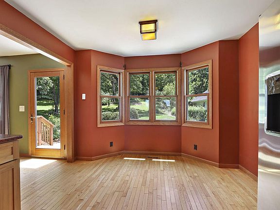 4th image of 553 W Twin Lakes ROAD