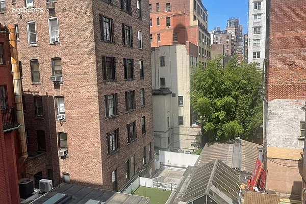 Rented by Sotheby's International Realty | media 5