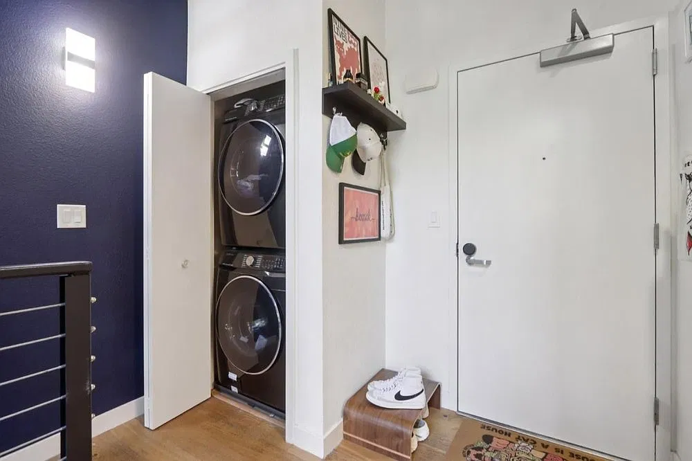 2 bed, 1444 sqft, $4,250 — Photo 3