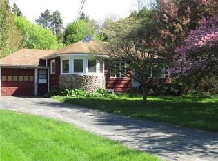 494 Manse Ln, Rochester, NY 14625