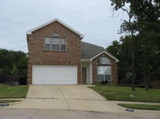 7112 Stephanie Ct, North Richland Hills, TX 76182