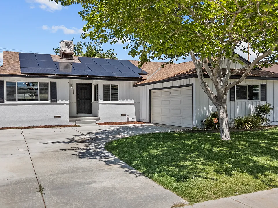 809 W Avenue J10