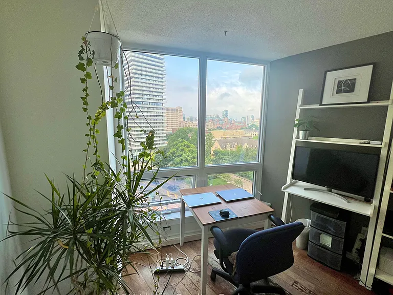 1055 Bay St #1209 — Photo 10