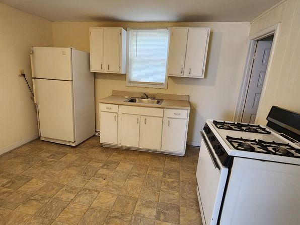 228 Amherst St APT 1