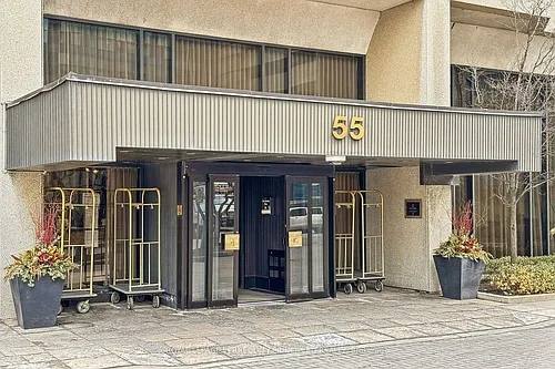 55 Harbour Sq #3413 Photo 1