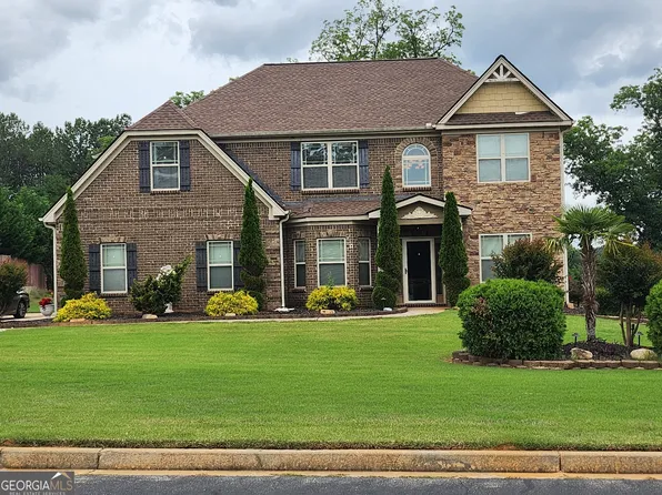 118 Shimmering Waters Ln, Fayetteville, GA 30214
